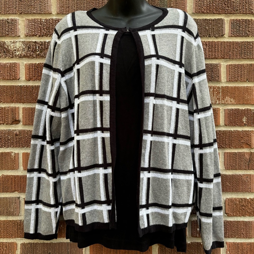Liz Claiborne Women’s gray geometric plaid cardigan sweater Open Front Sz 1X